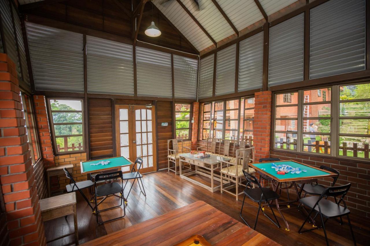 Red House The Garden Stay In Bukit Tinggi By Play Bentong Ngoại thất bức ảnh